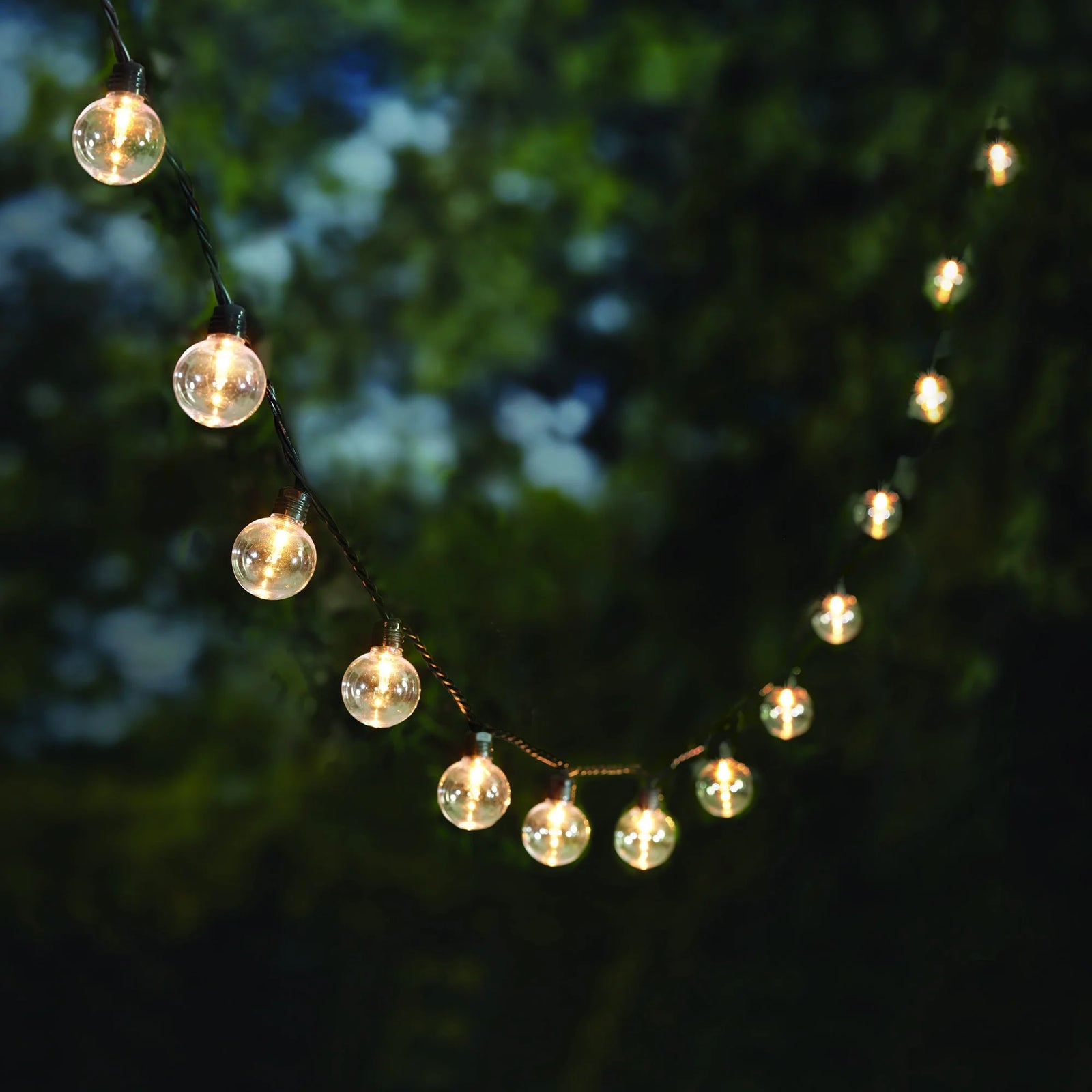 20-Count Indoor Outdoor Incandescent String Lights, with White Cord, Ac-Powered, 6 Volts